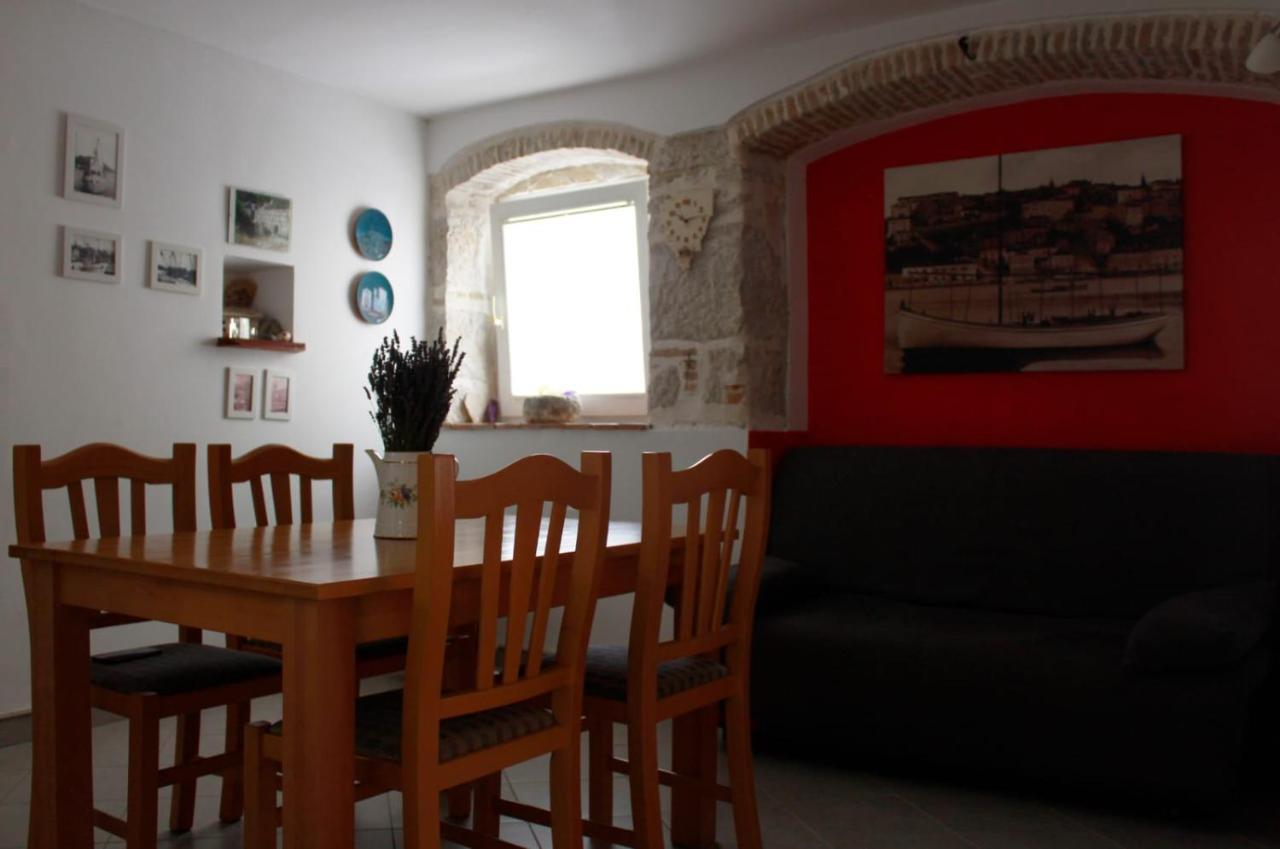 Apartment Roby Vrsar Eksteriør billede